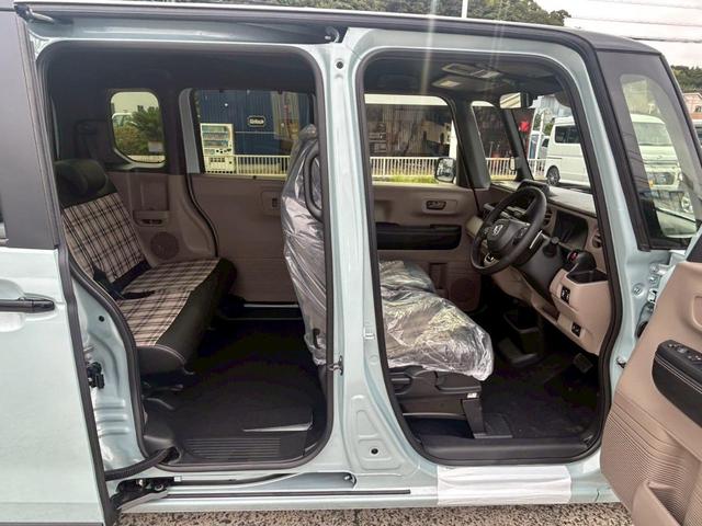 Ｎ－ＢＯＸジョイ ターボ衝突軽減【届出済未使用車◆走行５ｋｍ／８エアバッグ】　【ナビ装着用スペシャルパッケージ／オーディオレス】運転席＆助手席シートヒーター◆オートリトラミラー◆ＡＴハイビーム◆両側自動ドア◆パドルシフト◆保証書＆取扱説明書◆スマート＆Ｐスタート／スペアキー（18枚目）