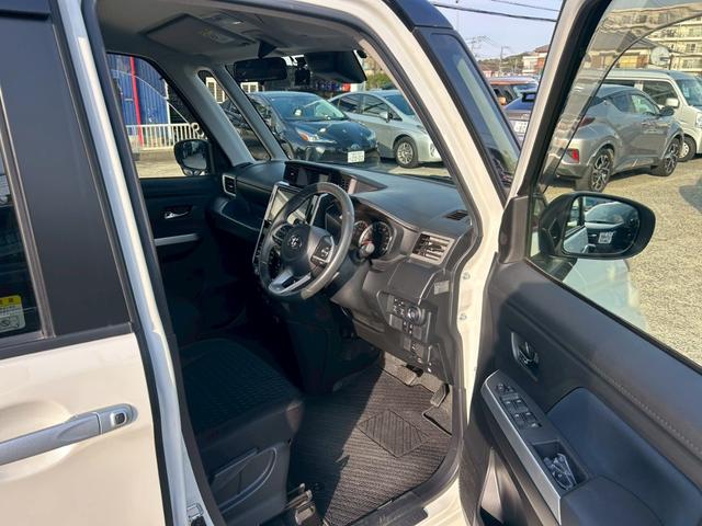 ルーミー カスタムG-T (禁煙車/社外ドラレコ)/置くだけ充電) 両側自動スライドドア/純正9インチナビ/全方位カメラ/Bluetooth接続/コーナーセンサー/レーンアシスト/衝突被害軽減システム/アイドリングストップ/純正アルミホイール/フルフラットシート/(17枚目)