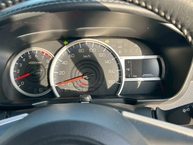 ルーミー カスタムG-T (禁煙車/社外ドラレコ)/置くだけ充電) 両側自動スライドドア/純正9インチナビ/全方位カメラ/Bluetooth接続/コーナーセンサー/レーンアシスト/衝突被害軽減システム/アイドリングストップ/純正アルミホイール/フルフラットシート/(30枚目)