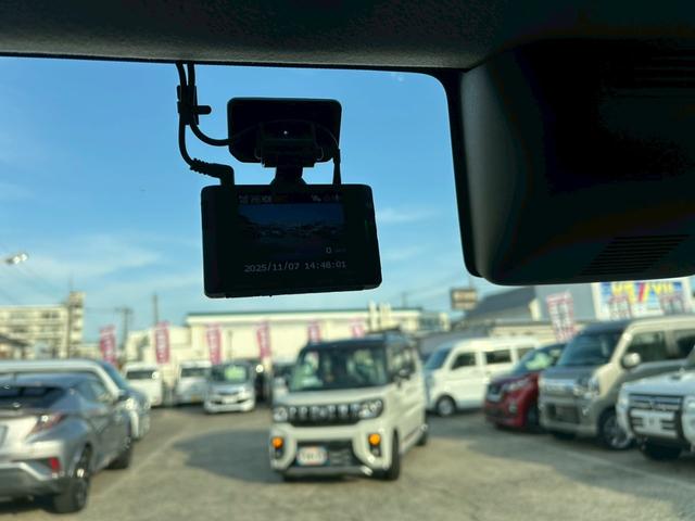 ルーミー カスタムG-T (禁煙車/社外ドラレコ)/置くだけ充電) 両側自動スライドドア/純正9インチナビ/全方位カメラ/Bluetooth接続/コーナーセンサー/レーンアシスト/衝突被害軽減システム/アイドリングストップ/純正アルミホイール/フルフラットシート/(35枚目)