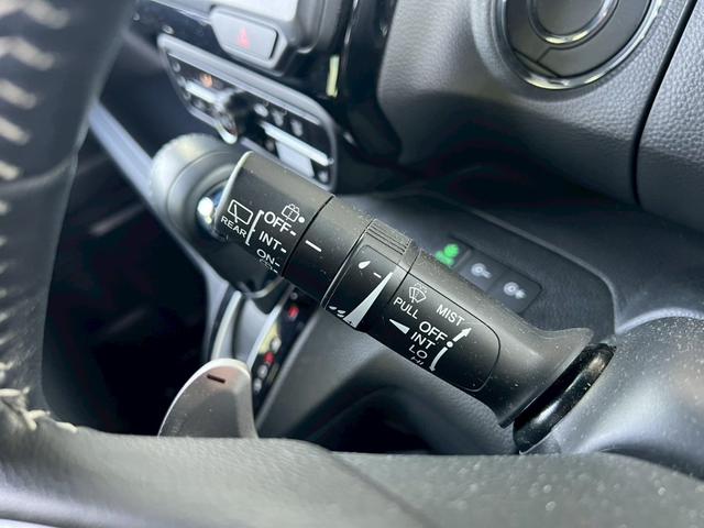 N-BOXカスタム Lターボ【衝突軽減◆両側自動スライド】前後ドラレコ◆ETC ◆禁煙【ホンダ純正7型Bluetooth対応ナビ◆フルセグTV◆バックカメラ】クルコン◆レーンアシスト◆コーナーセンサー◆LEDオートライト&フォグ◆ハーフレザー◆パドルシフト◆取説&保証書(29枚目)