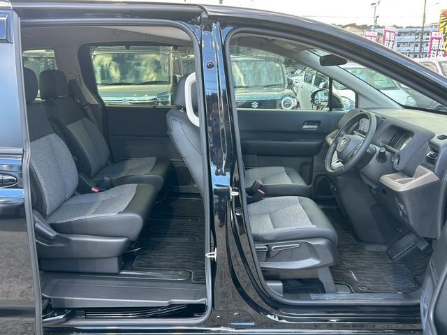 フリード エアー EX【禁煙車/ホンダ純正ナビ】◆純正前後ドラレコ ◆バックカメラ◆BLUETOOTH接続◆コーナーセンサー◆レーンアシスト◆衝突被害軽減システム◆ホンダ純正アルミホイール◆3列シート◆ウォークスルー◆シートヒーター◆電動パーキング◆スペアキー有(19枚目)