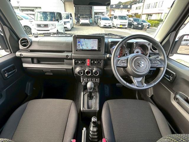 ジムニー ＸＣ　【禁煙車／社外７インチＳＤナビ】◆シートヒーター　◆ダウンヒルアシスト◆トランスファーレバー◆ＢＬＵＥＴＯＯＴＨ接続◆フルセグ◆レーンアシスト◆アイドリングストップ◆クルーズコントロール◆ステリモ◆プッシュスタート◆ミラーウィンカー◆スペアキー（15枚目）
