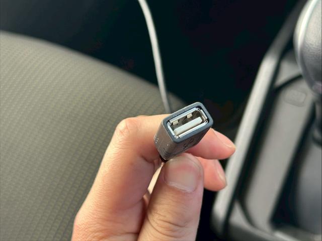 ジムニー ＸＣ　【禁煙車／社外７インチＳＤナビ】◆シートヒーター　◆ダウンヒルアシスト◆トランスファーレバー◆ＢＬＵＥＴＯＯＴＨ接続◆フルセグ◆レーンアシスト◆アイドリングストップ◆クルーズコントロール◆ステリモ◆プッシュスタート◆ミラーウィンカー◆スペアキー（37枚目）