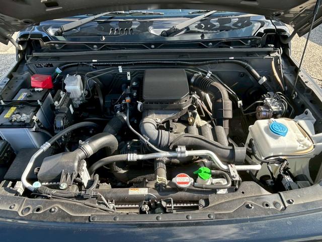 ジムニー ＸＣ　【禁煙車／社外７インチＳＤナビ】◆シートヒーター　◆ダウンヒルアシスト◆トランスファーレバー◆ＢＬＵＥＴＯＯＴＨ接続◆フルセグ◆レーンアシスト◆アイドリングストップ◆クルーズコントロール◆ステリモ◆プッシュスタート◆ミラーウィンカー◆スペアキー（39枚目）