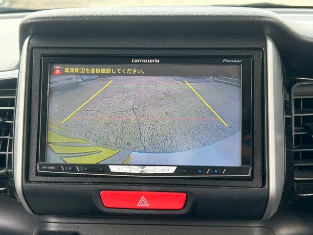 Ｎ－ＢＯＸカスタム Ｇ・ターボＡパッケージ　【弊社下取り車／ホンダ純正ナビ】　社外７インチナビ／バックカメラ／ＢＬＵＥＴＯＯＴＨ接続／両側自動スライドドア／チップアップシート／ホンダ純正アルミホイール／アイドリングストップ／衝突被害軽減システム／プッシュスタート（6枚目）