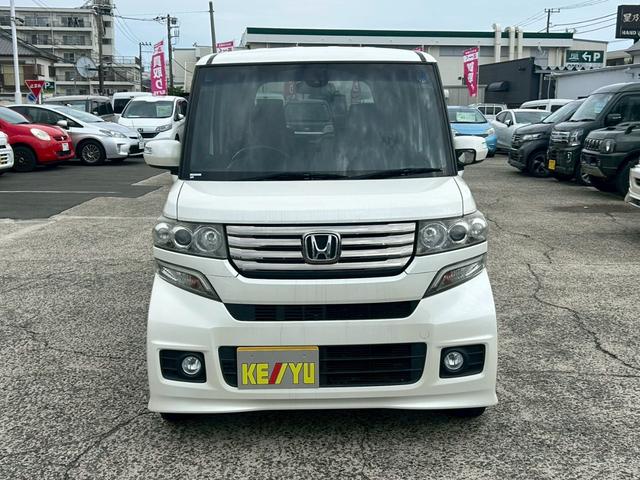 Ｎ－ＢＯＸカスタム Ｇ・ターボＡパッケージ　【弊社下取り車／ホンダ純正ナビ】　社外７インチナビ／バックカメラ／ＢＬＵＥＴＯＯＴＨ接続／両側自動スライドドア／チップアップシート／ホンダ純正アルミホイール／アイドリングストップ／衝突被害軽減システム／プッシュスタート（8枚目）