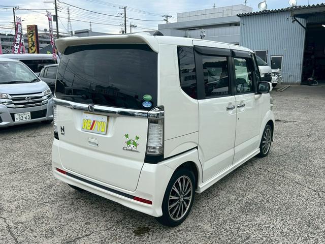 Ｎ－ＢＯＸカスタム Ｇ・ターボＡパッケージ　【弊社下取り車／ホンダ純正ナビ】　社外７インチナビ／バックカメラ／ＢＬＵＥＴＯＯＴＨ接続／両側自動スライドドア／チップアップシート／ホンダ純正アルミホイール／アイドリングストップ／衝突被害軽減システム／プッシュスタート（14枚目）