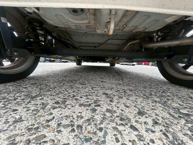 Ｎ－ＢＯＸカスタム Ｇ・ターボＡパッケージ　【弊社下取り車／ホンダ純正ナビ】　社外７インチナビ／バックカメラ／ＢＬＵＥＴＯＯＴＨ接続／両側自動スライドドア／チップアップシート／ホンダ純正アルミホイール／アイドリングストップ／衝突被害軽減システム／プッシュスタート（41枚目）