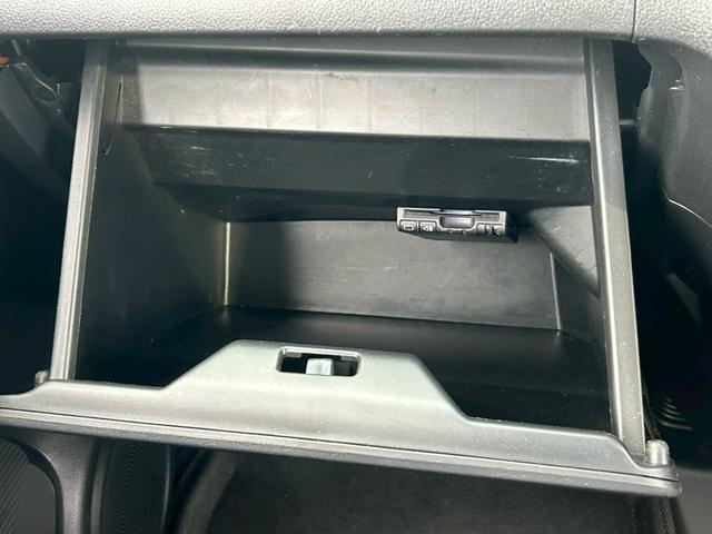 Ｎ－ＢＯＸカスタム Ｇ・ターボＡパッケージ　【弊社下取り車／ホンダ純正ナビ】　社外７インチナビ／バックカメラ／ＢＬＵＥＴＯＯＴＨ接続／両側自動スライドドア／チップアップシート／ホンダ純正アルミホイール／アイドリングストップ／衝突被害軽減システム／プッシュスタート（43枚目）