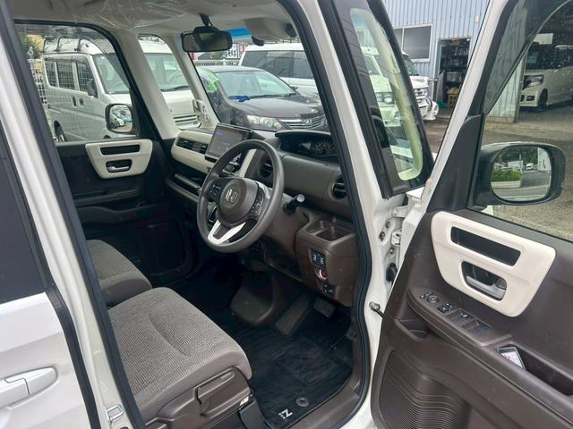 N-BOX EX 【弊社下取り車/禁煙車】◆両側自動スライドドア/ ◆ホンダ純正ナビ◆ホンダ純正ドラレコ◆バックカメラ◆BLUETOOTH接続◆コーナーセンサー◆レーンアシスト◆衝突被害軽減システム◆アイドリングストップ◆チップアップシート◆プッシュスタート(17枚目)