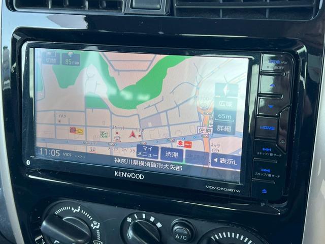 ジムニー ランドベンチャー【4WD◆特別仕様車】弊社直販◆7型ナビ ◆ターボ◆禁煙【Bluetooth対応/フルセグTV/CD/DVD】ETC車載器◆ハーフレザー◆HIDライト/フォグ◆ケンウッド製前後方ドライブレコーダー◆背面タイヤ◆キーレス◆2023年製造タイヤ(5枚目)