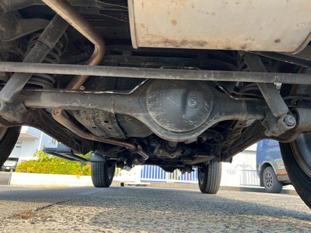 ジムニー ランドベンチャー【4WD◆特別仕様車】弊社直販◆7型ナビ ◆ターボ◆禁煙【Bluetooth対応/フルセグTV/CD/DVD】ETC車載器◆ハーフレザー◆HIDライト/フォグ◆ケンウッド製前後方ドライブレコーダー◆背面タイヤ◆キーレス◆2023年製造タイヤ(41枚目)