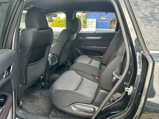 ＣＸ－８ ２５Ｓ　プロアクティブ【禁煙車／純正ナビ】◆３列シート　◆ＢＬＵＥＴＯＯＴＨ接続◆全方位カメラ◆コーナーセンサー◆ヘッドアップディスプレイ◆ブラインドスポットモニター◆レーダークルコン◆アイドリングストップ◆置くだけ充電◆ステアリングヒーター◆スペアキー（23枚目）