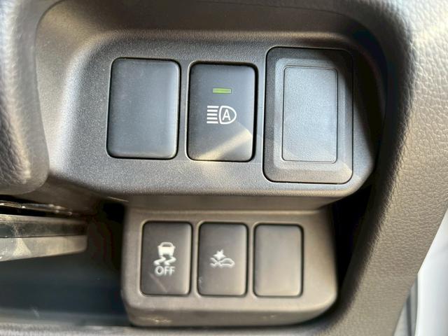 デイズ ハイウェイスター X プレミアムセレクション【特別仕様車】 禁煙◆アラウンドビューモニター【ニッサン純正7型SDナビ◆Bluetooth対応】CD/DVD◆フルセグTV◆衝突軽減ブレーキ◆ETC◆前方ドライブレコーダー◆ハーフレザー◆HIDオートライト◆取説(32枚目)