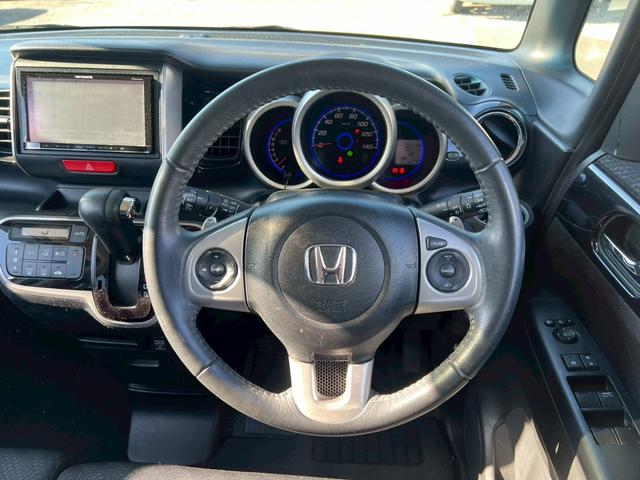 N-BOXカスタム G・ターボパッケージ◆弊社下取直販【両側自動スライド】 禁煙◆カロッツェリア製7型Bluetooth対応ナビ◆バックカメラ◆ETC◆アイドリングストップ◆前後ドライブレコーダー◆HIDオートライト/フォグ◆パドルシフト◆フルセグTV◆CD・DVD◆クルコン(27枚目)