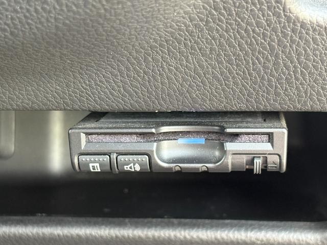 デイズルークス ハイウェイスター Gターボ 禁煙車 ワンオーナー 衝突軽減 車線逸脱警報 オートクルーズ 全方位モニター付純正ナビ 両側パワースライド フルセグ CD/DVD再生 BTオーディオ LEDヘッドライト オートハイビーム ETC(33枚目)