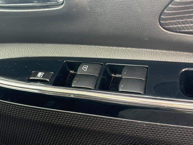 デイズルークス ハイウェイスター Gターボ 禁煙車 ワンオーナー 衝突軽減 車線逸脱警報 オートクルーズ 全方位モニター付純正ナビ 両側パワースライド フルセグ CD/DVD再生 BTオーディオ LEDヘッドライト オートハイビーム ETC(38枚目)