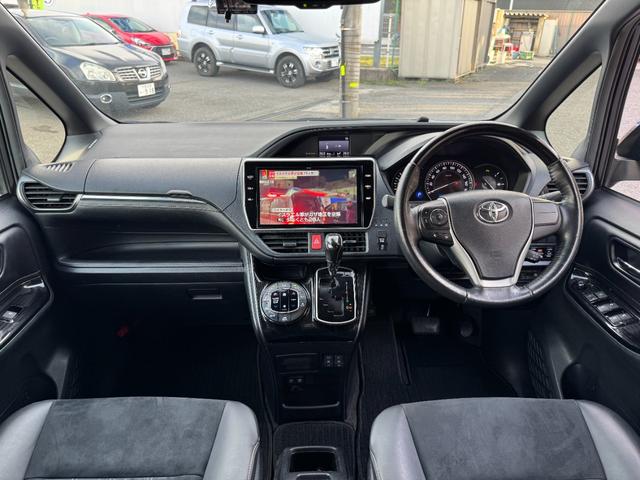 TOYOTA ESQUIRE GI PREMIUM PACKAGE BLACK TAILORED