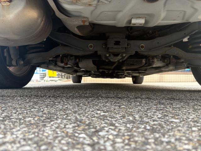 ビアンテ 20S 禁煙車 両側パワースライド アイドリングストップ 純正ナビ CD/DVD再生 BTオーディオ バックカメラ プライベートモニター HIDヘッドライト フォグ オートライト ETC スマートキー(8枚目)