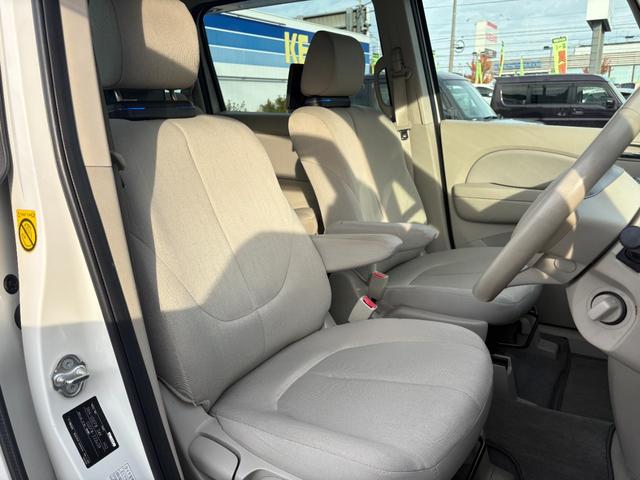 ビアンテ 20S 禁煙車 両側パワースライド アイドリングストップ 純正ナビ CD/DVD再生 BTオーディオ バックカメラ プライベートモニター HIDヘッドライト フォグ オートライト ETC スマートキー(18枚目)