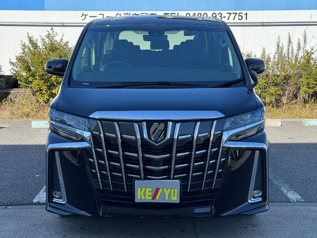 アルファード ２．５Ｓ　９インチディスプレイオーディオ　ナビキット　フルセグＴＶ　デジタルミラー　８人乗り　４ＷＤ　ＣＤ　ＤＶＤ　両側電動スライドドア　後席モニター　ＥＴＣ　コーナーセンサー　ＬＥＤライト　オートハイビーム（3枚目）