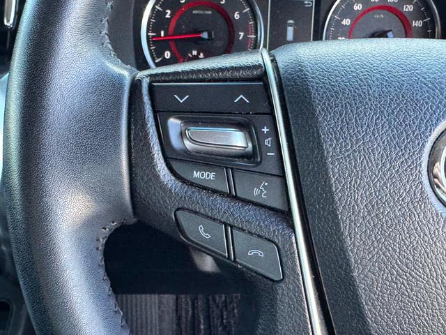 アルファード ２．５Ｓ　９インチディスプレイオーディオ　ナビキット　フルセグＴＶ　デジタルミラー　８人乗り　４ＷＤ　ＣＤ　ＤＶＤ　両側電動スライドドア　後席モニター　ＥＴＣ　コーナーセンサー　ＬＥＤライト　オートハイビーム（19枚目）