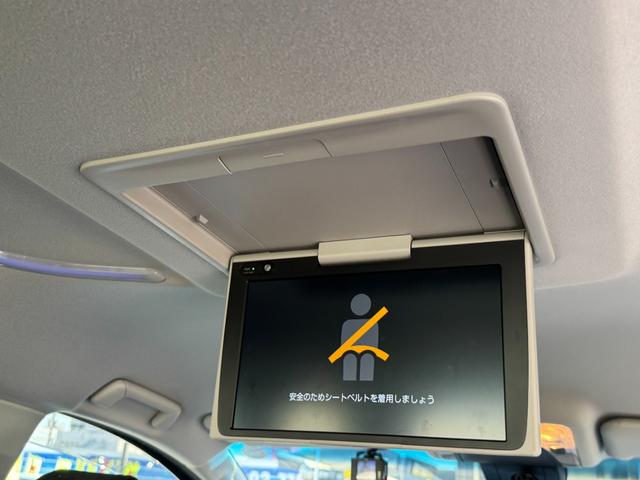 アルファード ２．５Ｓ　９インチディスプレイオーディオ　ナビキット　フルセグＴＶ　デジタルミラー　８人乗り　４ＷＤ　ＣＤ　ＤＶＤ　両側電動スライドドア　後席モニター　ＥＴＣ　コーナーセンサー　ＬＥＤライト　オートハイビーム（26枚目）