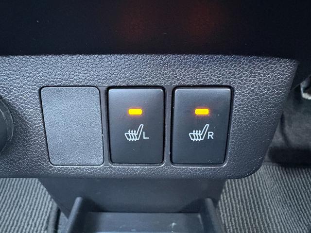 ミライース G SAIII 禁煙車 衝突軽減 車線逸脱警報 スマートキー LEDヘッドライト オートハイビーム クリアランスソナー アイドリングストップ シートヒーター BTオーディオ CD/DVD再生 プッシュスタート(6枚目)