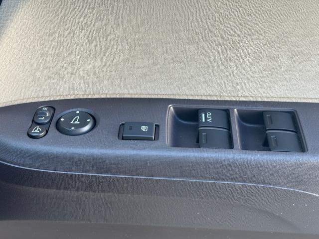 N-ONE ツアラー 禁煙車 ワンオーナー ティン車高調 バックカメラ ディスプレイオーディオ CD/DVD再生 スマートキー プッシュスタート ETC オートエアコン 横滑り防止装置(27枚目)