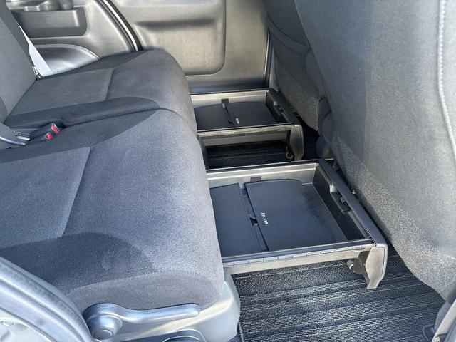 ムーヴキャンバス Gブラックインテリアリミテッド SAIII 禁煙車 衝突軽減 車線逸脱警報 全方位モニター対応純正ナビ 両側パワースライドドア LEDヘッドライト フルセグ BTオーディオ CD/DVD再生 オートハイビーム 前後ドラレコ スマートキー(25枚目)