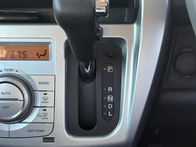 ハスラー Ｊ　禁煙車　衝突軽減　車線逸脱警報　アイドリングストップ　シートヒーター　ゼンホウイモニター　カロッツェリアＳＤナビ　フルセグ　ＣＤ／ＤＶＤ再生　ＢＴオーディオ　ＨＩＤヘッドライト　フォグ　オートライト（26枚目）