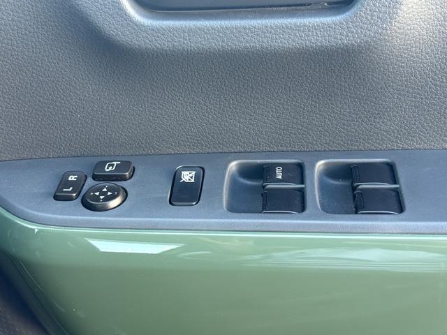 ハスラー Ｊ　禁煙車　衝突軽減　車線逸脱警報　アイドリングストップ　シートヒーター　ゼンホウイモニター　カロッツェリアＳＤナビ　フルセグ　ＣＤ／ＤＶＤ再生　ＢＴオーディオ　ＨＩＤヘッドライト　フォグ　オートライト（29枚目）