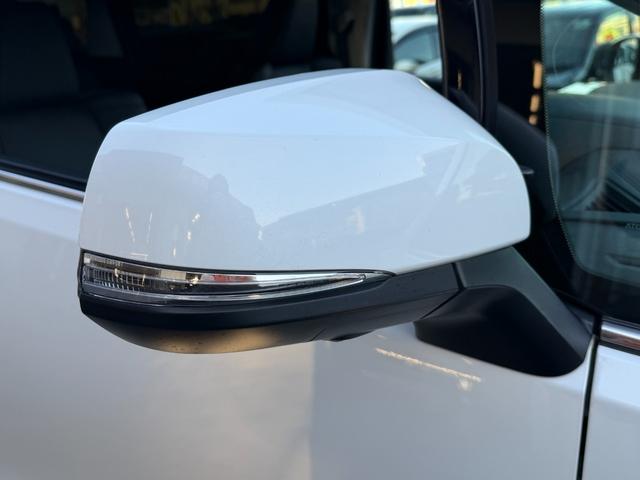 アルファード 2.5S Cパッケージ 当店直接買取 禁煙 JBLプレミアムサウンド サンルーフ アラウンドビューモニター フリップダウンモニター 純正アルミ ETC2.0(24枚目)