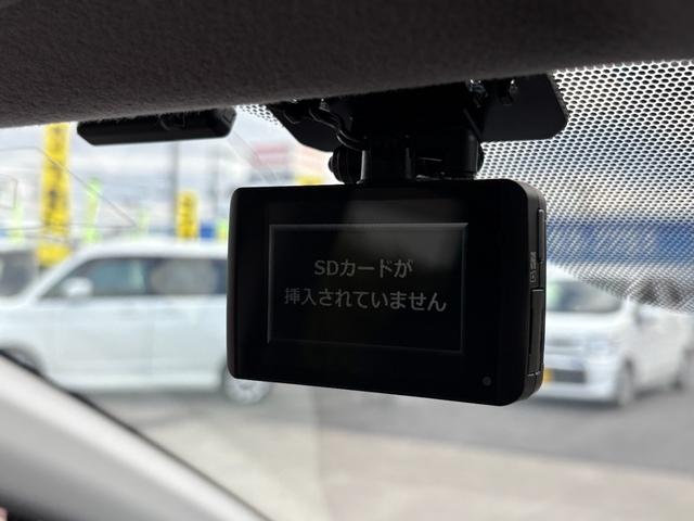 シエンタ G 禁煙車 衝突軽減 車線逸脱警報 両側パワースライド バックカメラ 純正ナビ フルセグ BTオーディオ CD/DVD再生 シートヒーター オートハイビーム ETC スマトキー プッシュスタート(6枚目)