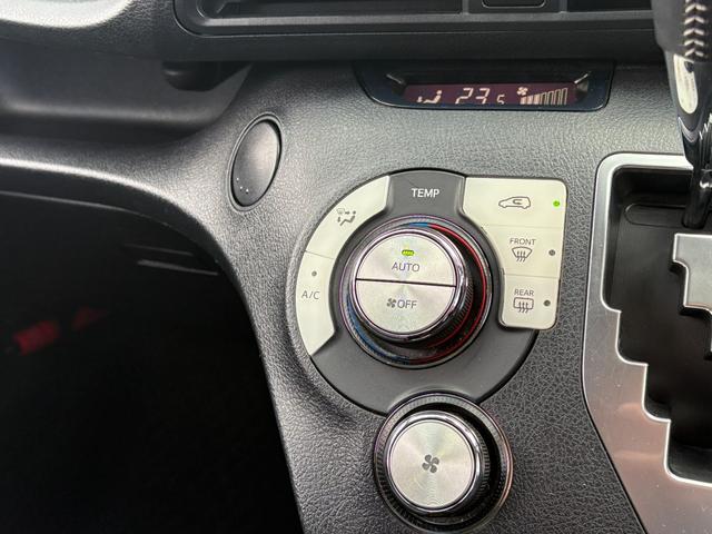 シエンタ G 禁煙車 衝突軽減 車線逸脱警報 両側パワースライド バックカメラ 純正ナビ フルセグ BTオーディオ CD/DVD再生 シートヒーター オートハイビーム ETC スマトキー プッシュスタート(28枚目)