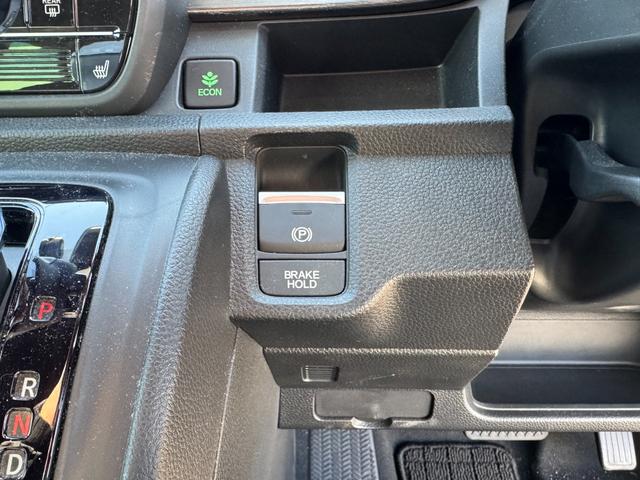 Ｎ－ＯＮＥ ＲＳ　８インチギャザーズナビ　フルセグＴＶ　Ｂｌｕｅｔｏｏｔｈ　ホンダセンシング　コーナーセンサー　車線逸脱　シートヒーター　純正ドラレコ　禁煙　ワンオーナー　レーダークルーズ　取説　保証書（18枚目）