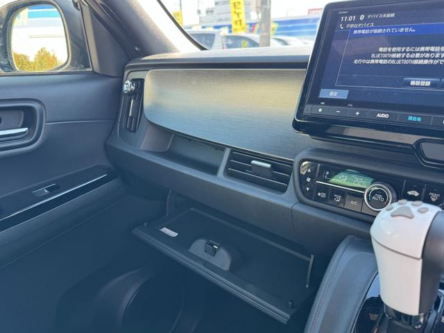 Ｎ－ＯＮＥ ＲＳ　８インチギャザーズナビ　フルセグＴＶ　Ｂｌｕｅｔｏｏｔｈ　ホンダセンシング　コーナーセンサー　車線逸脱　シートヒーター　純正ドラレコ　禁煙　ワンオーナー　レーダークルーズ　取説　保証書（23枚目）