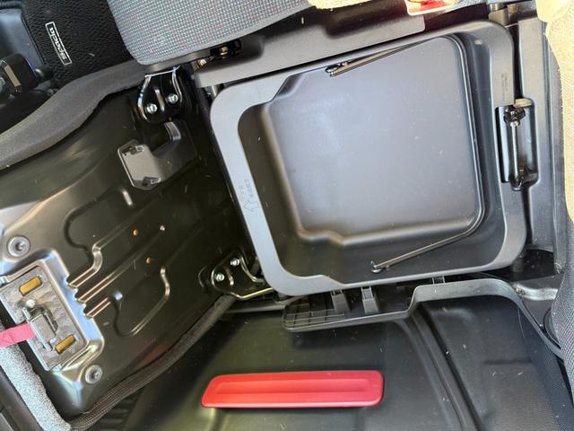 スペーシア ハイブリッドＧ　当店直接買取　禁煙　アラウンドビュー　衝突被害軽減　レーンキープ　メモリーナビ　ヘッドアップディスプレイ　フルセグ　Ｂｌｕｅｔｏｏｔｈ　ＣＤ　ＤＶＤ　コーナーセンサー　オートライト（27枚目）