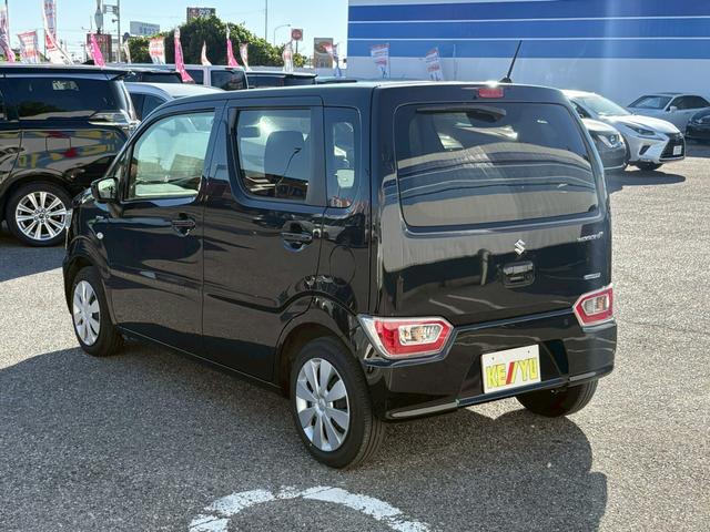 ワゴンＲ ハイブリッドＦＸ－Ｓ　禁煙　衝突被害軽減システム　全方位カメラ　アダプティブクルーズコントロール　ミュージックプレイヤー接続可能　シートヒーター　車線逸脱警告　ディスプレイオーディオ　フルタイム４ＷＤ　６エアバック（11枚目）