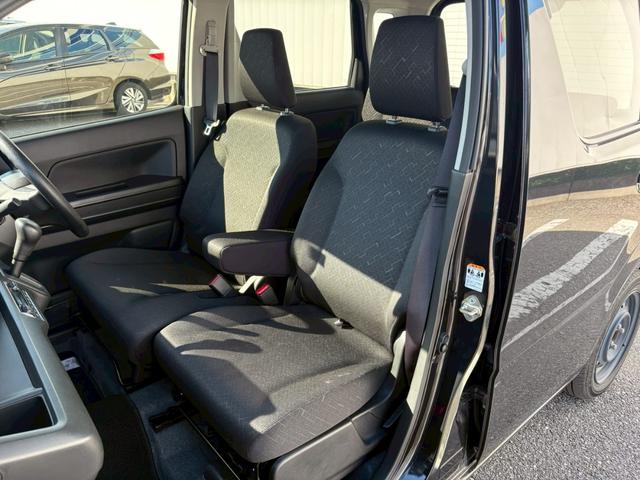 ワゴンＲ ハイブリッドＦＸ－Ｓ　禁煙　衝突被害軽減システム　全方位カメラ　アダプティブクルーズコントロール　ミュージックプレイヤー接続可能　シートヒーター　車線逸脱警告　ディスプレイオーディオ　フルタイム４ＷＤ　６エアバック（17枚目）