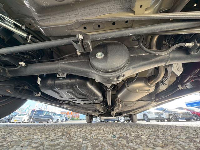 ワゴンＲ ハイブリッドＦＸ－Ｓ　禁煙　衝突被害軽減システム　全方位カメラ　アダプティブクルーズコントロール　ミュージックプレイヤー接続可能　シートヒーター　車線逸脱警告　ディスプレイオーディオ　フルタイム４ＷＤ　６エアバック（36枚目）