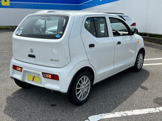 F AM・FM・CD・横滑り防止装置・ヘッドライトレベライザー・キーレスエントリー・社外14インチアルミホイール(5枚目)