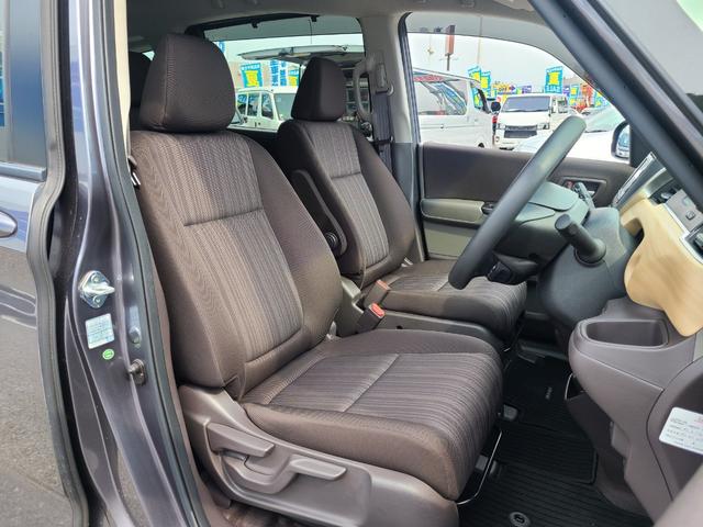G・ホンダセンシング 禁煙車 衝突被害軽減ブレーキ レーンキープ レーダークルーズ 純正メモリーナビ フルセグTV DVD再生 Bluetoothオーディオ バックカメラ ビルトインETC 両側パワスラ スマートキー(10枚目)