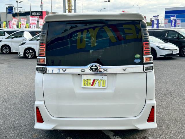 ヴォクシー ZS 煌 千葉直仕入/純正10型ナビ&12.1型後席モニター/バックカメラ/両側パワースライド/衝突被害軽減システム/Bluetoothオーディオ/純正アルミ/レーンキープアシスト/ETC/ドライブレコーダー(10枚目)