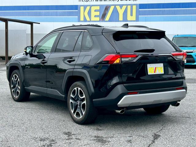RAV4 買取直販車/衝突被害軽減ブレーキ/純正9型ナビ/ブラインドスポットモニター/障害物センサー/バックカメラ/電動黒革シート/レーンキープアシスト/HDMI/ハンドルヒーター/ETC2.0/前後ドラレコ(11枚目)