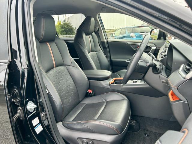 RAV4 買取直販車/衝突被害軽減ブレーキ/純正9型ナビ/ブラインドスポットモニター/障害物センサー/バックカメラ/電動黒革シート/レーンキープアシスト/HDMI/ハンドルヒーター/ETC2.0/前後ドラレコ(28枚目)