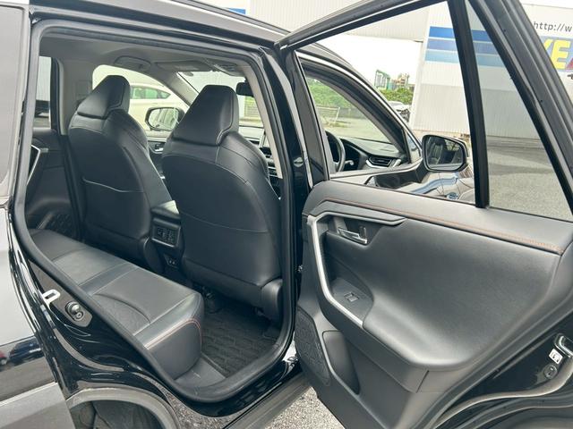 RAV4 買取直販車/衝突被害軽減ブレーキ/純正9型ナビ/ブラインドスポットモニター/障害物センサー/バックカメラ/電動黒革シート/レーンキープアシスト/HDMI/ハンドルヒーター/ETC2.0/前後ドラレコ(32枚目)