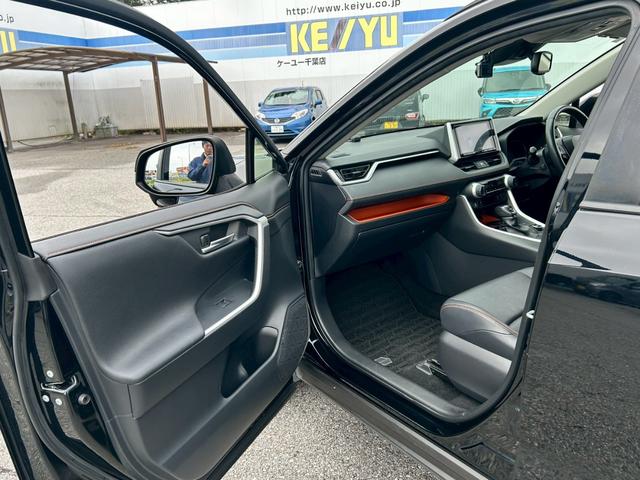 RAV4 買取直販車/衝突被害軽減ブレーキ/純正9型ナビ/ブラインドスポットモニター/障害物センサー/バックカメラ/電動黒革シート/レーンキープアシスト/HDMI/ハンドルヒーター/ETC2.0/前後ドラレコ(34枚目)