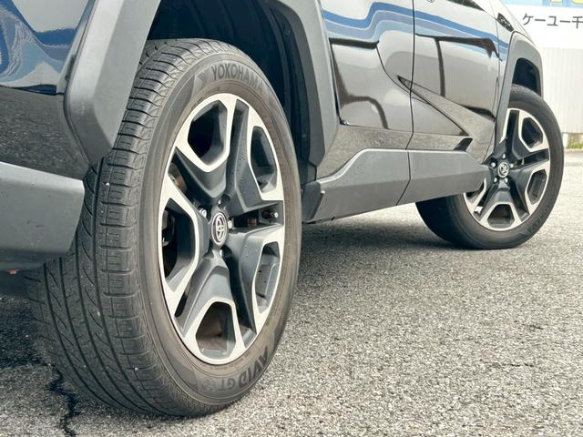 RAV4 買取直販車/衝突被害軽減ブレーキ/純正9型ナビ/ブラインドスポットモニター/障害物センサー/バックカメラ/電動黒革シート/レーンキープアシスト/HDMI/ハンドルヒーター/ETC2.0/前後ドラレコ(40枚目)